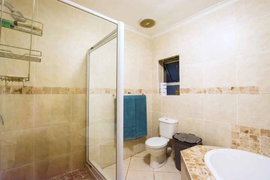 4 Bedroom Property for Sale in Kabeljauws Eastern Cape